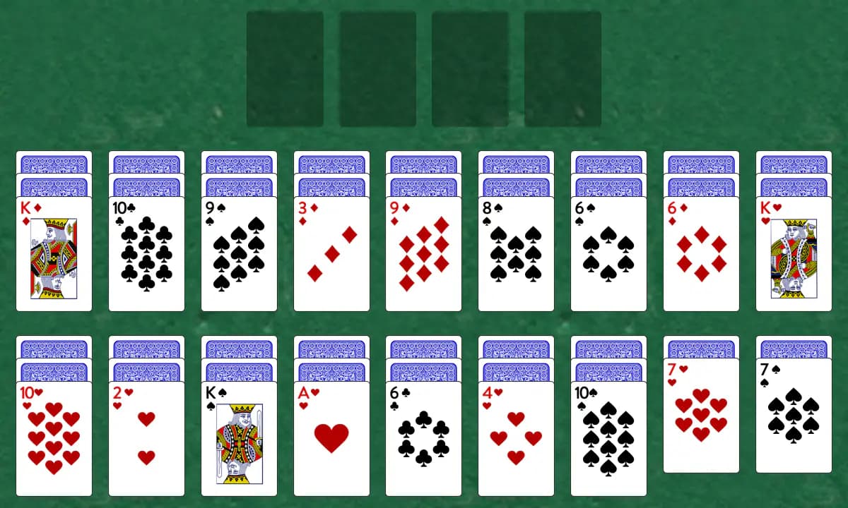 The opening deal of Demon Fan Solitaire, laid out on a green felt table.