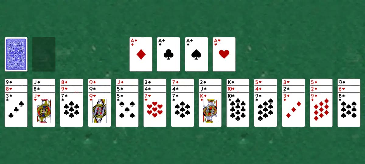 The opening deal of Lucas Solitaire, laid out on a green felt table.