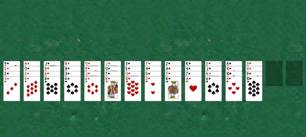 The opening deal of Pile Up Solitaire, laid out on a green felt table.