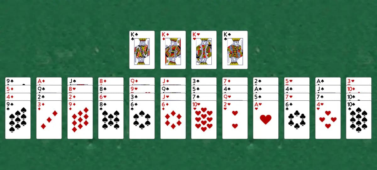 The opening deal of Royal Family Solitaire, laid out on a green felt table.