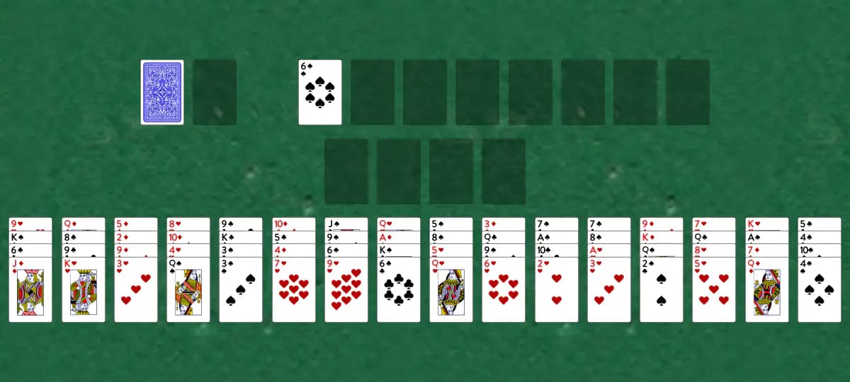 The opening deal of Skippy Solitaire, laid out on a green felt table.