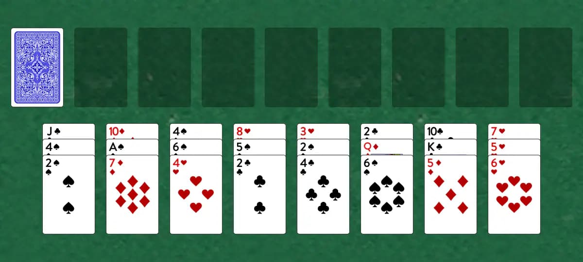 The opening deal of Titan Solitaire, laid out on a green felt table.